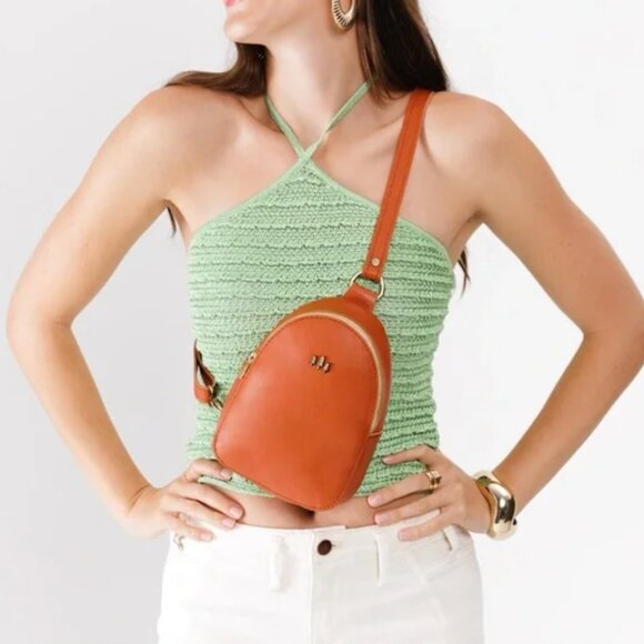 EUC Portland Leather 'Almost Perfect' Sydney Sling Bag Persimmon - Picture 5 of 17